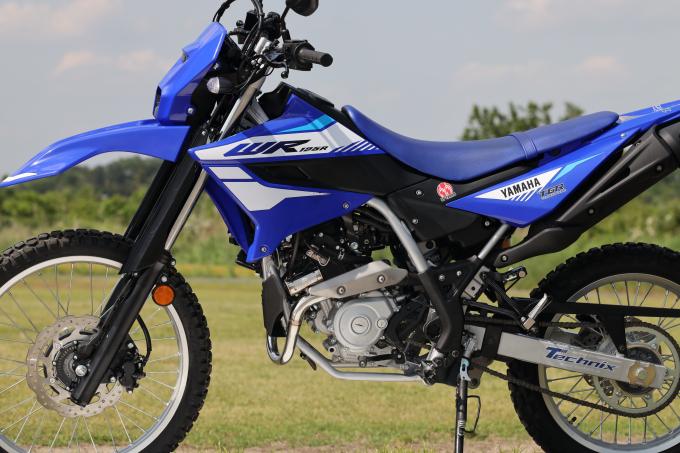 YAMAHA WR125R に　ただこのパイプ一本変えるだけで排気量を変えた様な見事なトルクと気持ちイー！高回転の伸びを引き出す　POWERBOXパイプまもなく登場です！